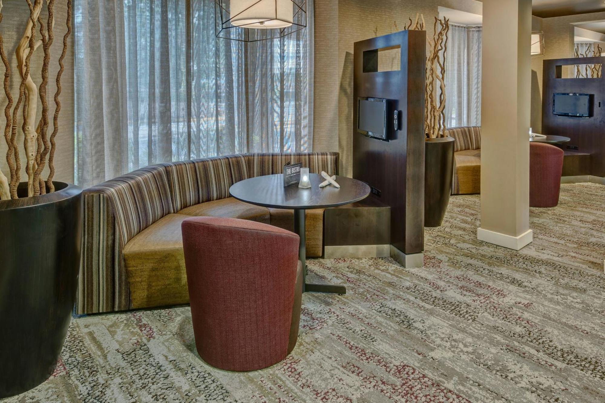 Courtyard By Marriott 3*