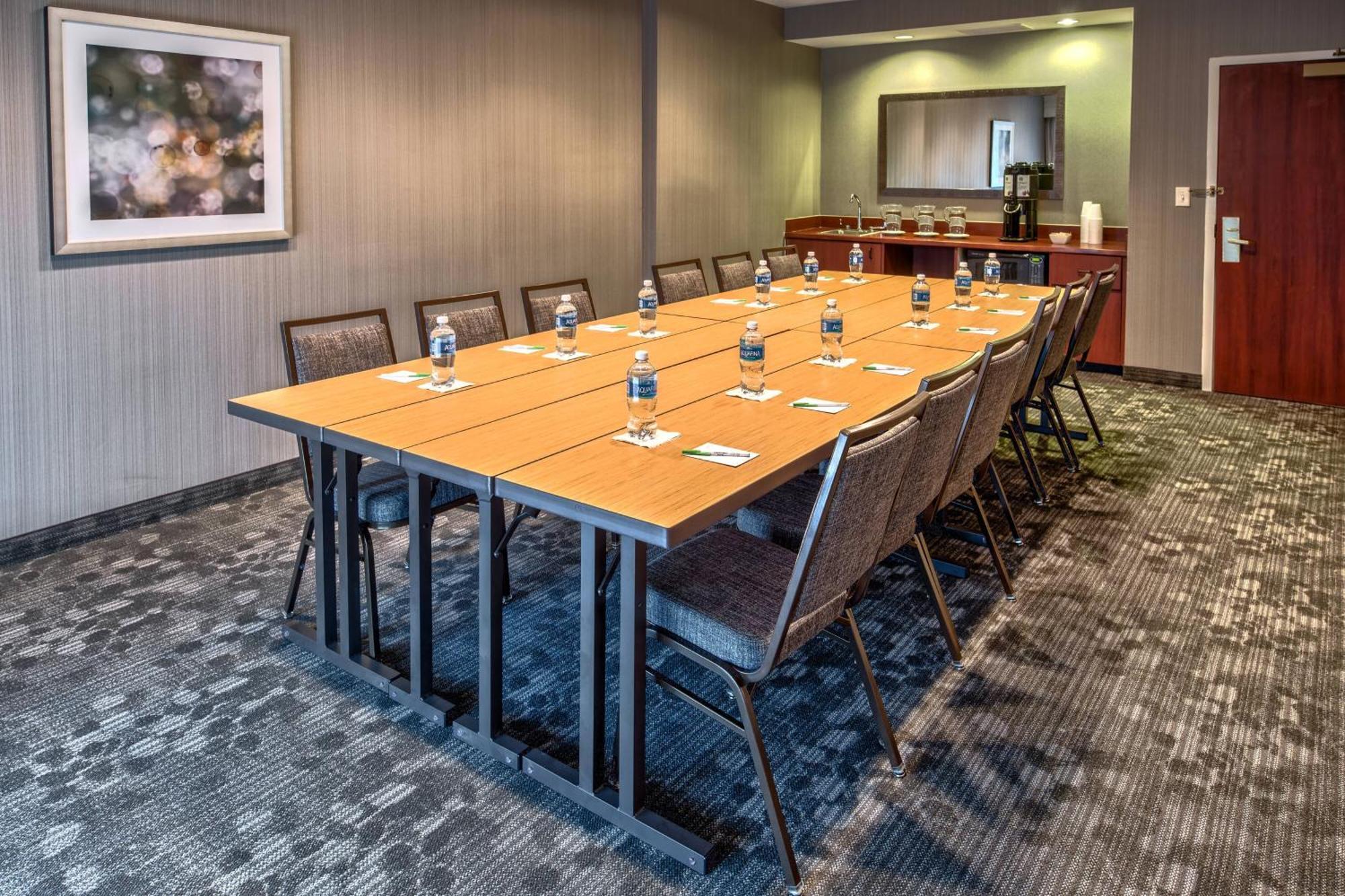 Hotel Courtyard By Marriott 3*